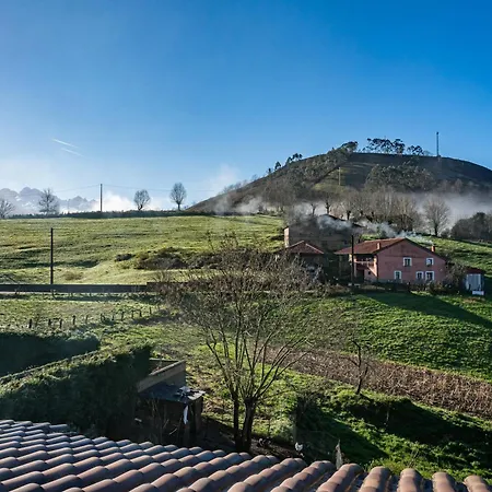 منزل ريفي Picuastur Onís