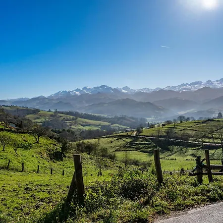 Picuastur منزل ريفي *